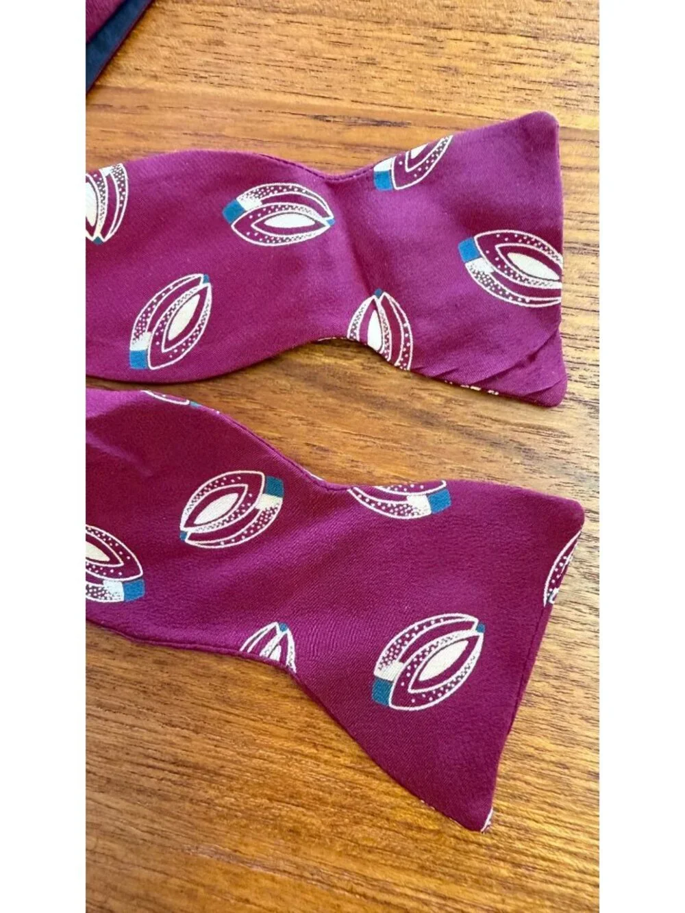 Vintage Polo By Ralph Lauren Mens Adjustable Bow Tie Burgundy Geometric Silk USA